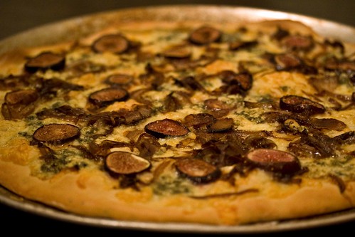 fig, balsamic onion and danish blue pizza
