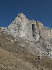On the way to Prima Torre del Sella - Arrampicare climbing in Dolomiti