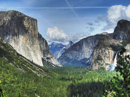 フリー画像|自然風景|山の風景|飛行機雲|岩山の風景|アメリカ風景|ヨセミテ国立公園|HDR画像|フリー素材|