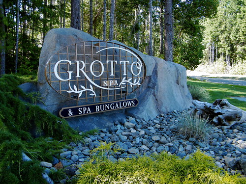 Grotto Spa @ Tigh-Na-Mara Resort