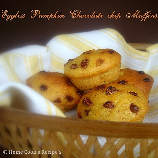 Eggless Pumpkin Chocolate Chip Muffins