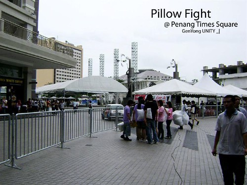 Pillow Fight 2