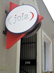 joia restaurant - sign