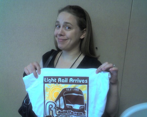 @housechick rocks the Rail Life shirt!