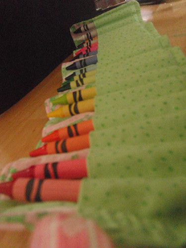crayon roll by levysue.
