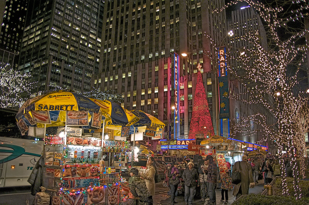 The Holiday Hot Dog Stand That Outshone Radio City