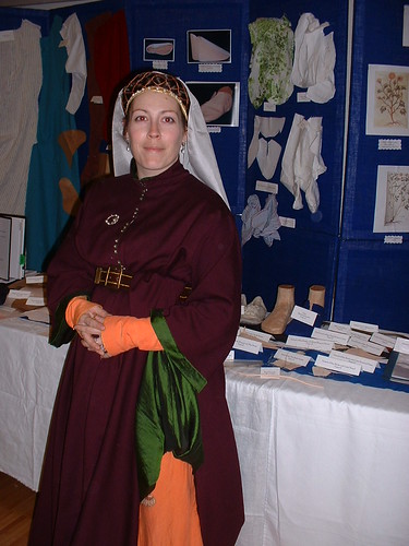 14th century clothing. 14th century clothing - a set on Flickr