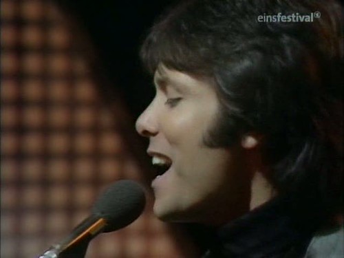 Top of the Pops (20th March 1975) [TVRip (XviD)] preview 7