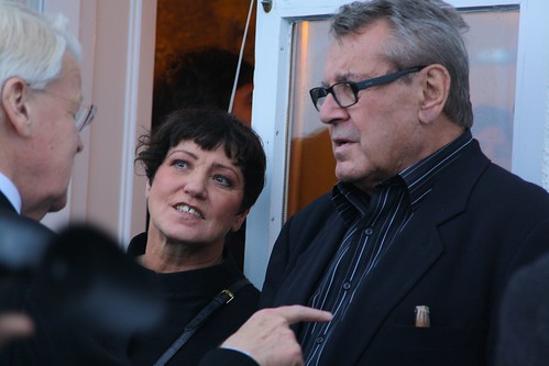 President of Iceland makes point to Milos Forman
