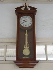 Bao'an Antique clock