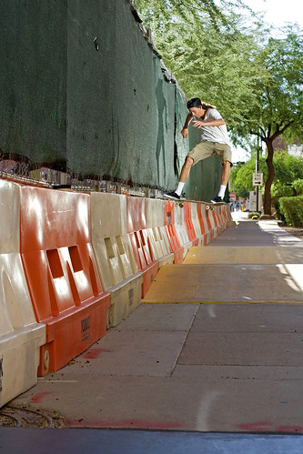 Derrick Lines, front tail