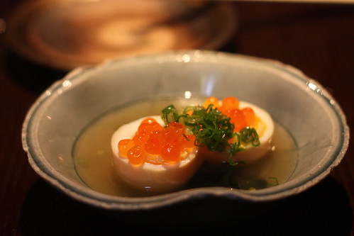 半熟たまご (Half raw egg w/ikura)
