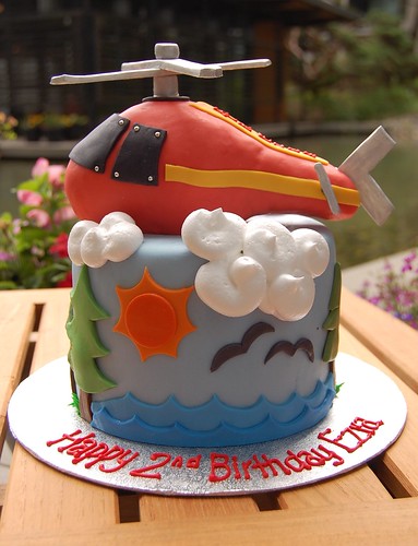 Ezra's Helicopter Cake - sunny side