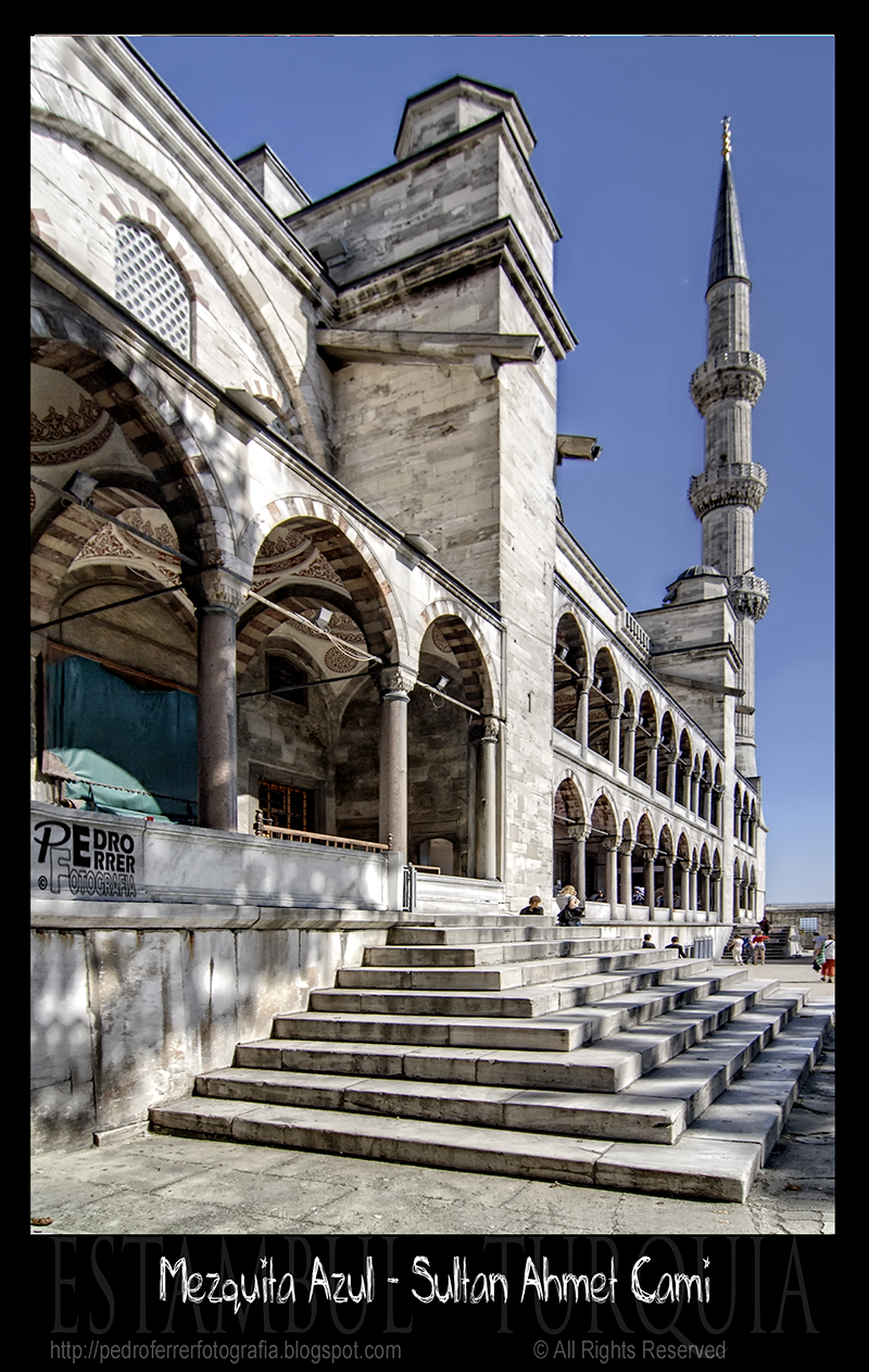 Mezquita Azul - Blue Mosque - Sultanahmet Cami - Entrada trasera