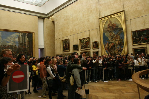 Turistas en el Museo