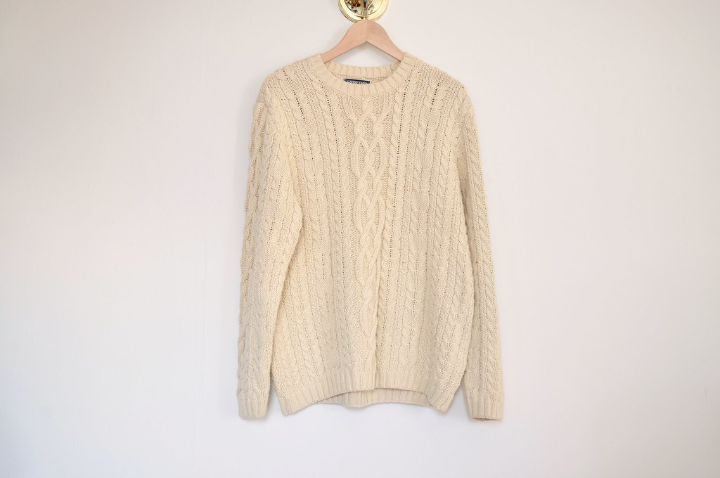 vintage oversized oatmeal cableknit sweater