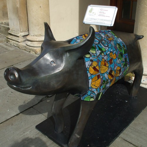 Pig in Clover outside Assembley Rooms in Bath