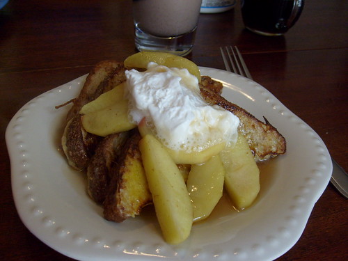 Sunday Morning Breakfast: French Toast with Hot Buttered Rum Apples
