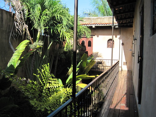 El Beatrio Courtyard and Rooms