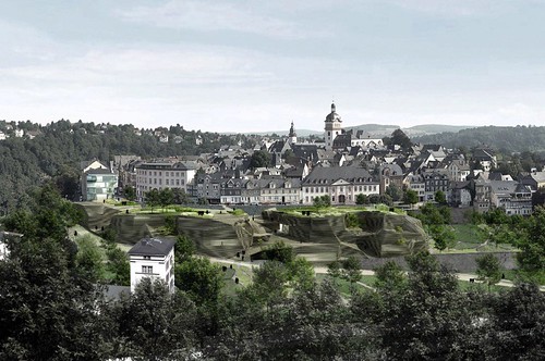 Weilburg, with development on the slope below the town (by: ACME)