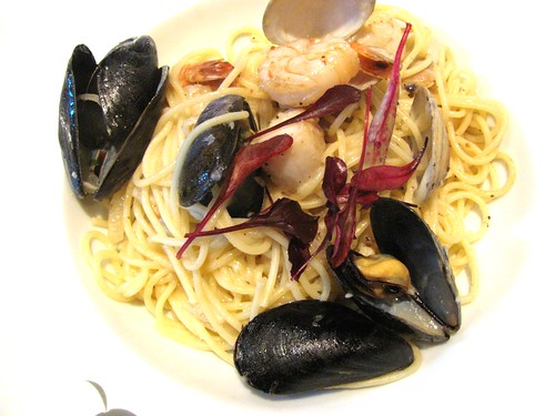 Il Mercato's spaghettini sautéed with seafood  