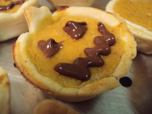 Peanut Butter Cupcakes &amp; Pie Bites 118