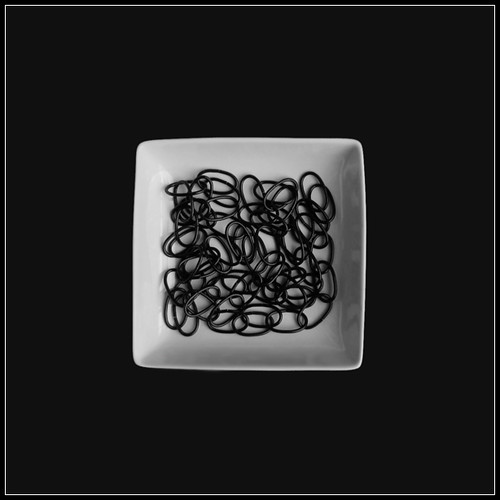 Black Chain in white bowl