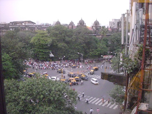 mumbai view towards victoria station