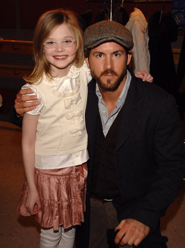 ryan reynolds in amityville horror pictures. Ryan Reynolds and Chloe Grace