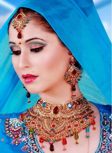 indian bridal makeup pictures. Pakistani / Indian Bridal make