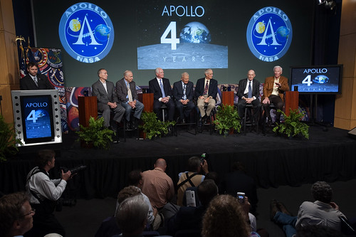 Apollo 40th Anniversary Press Conference  (200907200001HQ)