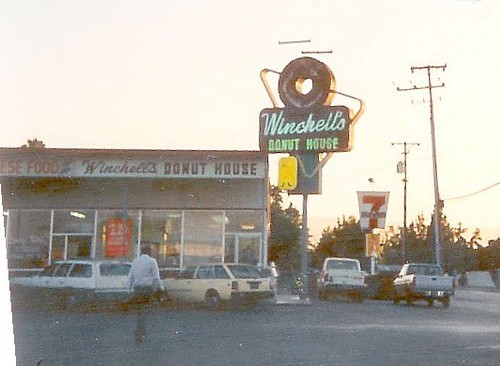 Winchell's Donut House Hacienda Gardens San Jose circa 1988 by hmdavid