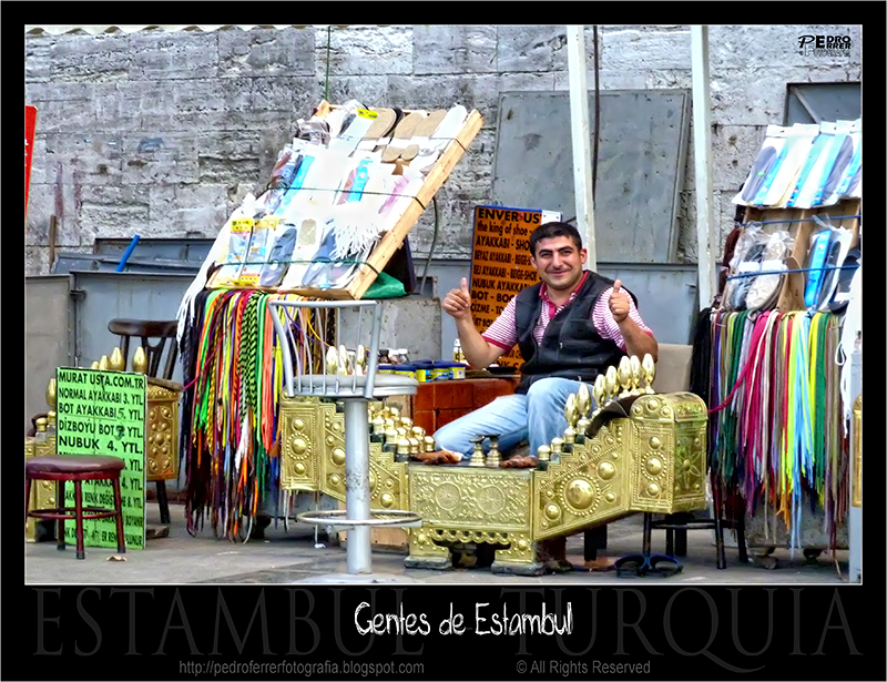 Gentes de Estambul - El limpiabotas fotogénico