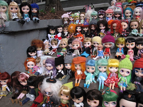 Find my two Blythe!