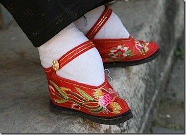 chinesetinyshoes2-thumb.jpg