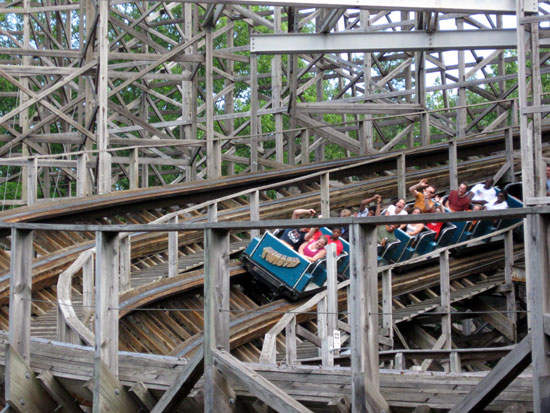 A Car on The Twister (Click to enlarge)