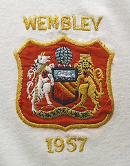 Manchester United 1957 FA Cup Final badge