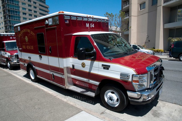 sanfrancisco california usa ambulance sffd fillmore japantown fordf450 sanfranciscofiredepartment sanfranciscofiredepartmentfuneral lieutenantvincentperezandfirefighteremtanthonyvalerio