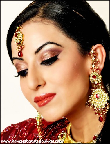 pakistani wedding makeup. hot Pakistani bridal wear pakistani wedding makeup.