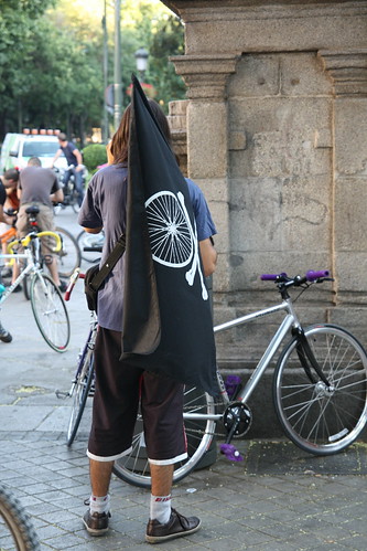 bandera ciclopirata