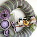 Lavender and Tea Yarn Wreath por KnockKnocking