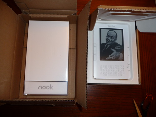 Nook vs Kindle Packaging