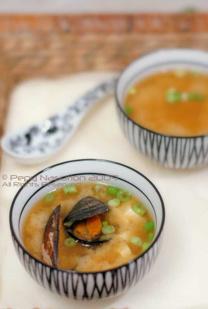 Miso Soup with Mussel and Tofu