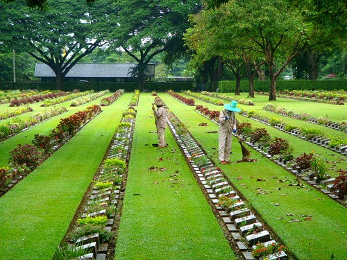 Kanchanaburi War Cemetery @ Song About Jen