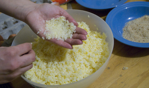 step 2 make a thin layer of rice