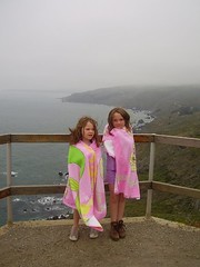 062509-03 Aimee and Ashlee No Cal Coast