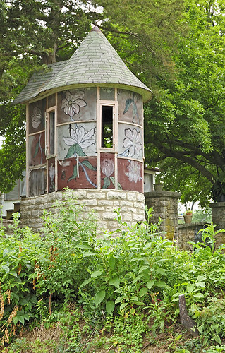 Decorative garden structure, in Kimmswick, Missouri, USA
