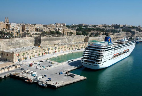 sprachreisen  Sprachreisen Malta Englisch proclasscom Kreuzfahrtschiff picture photo bild