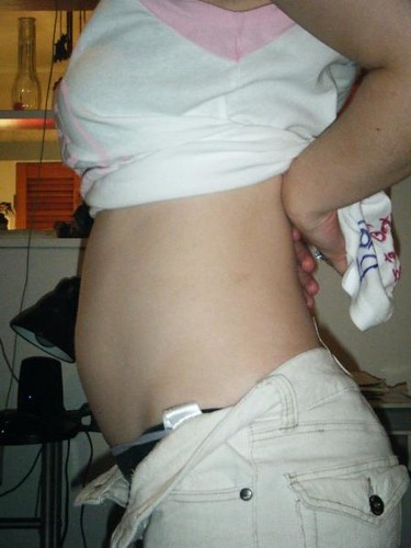 8 weeks pregnant. 8 weeks pregnant - new mom