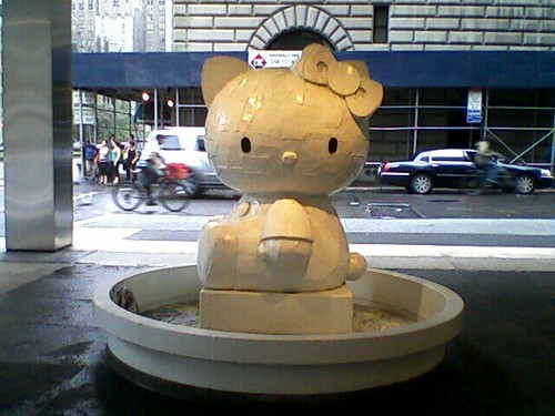 Hello Kitty sighting on E. 53rd St. yesterday, NYC. Kawaii fountain!